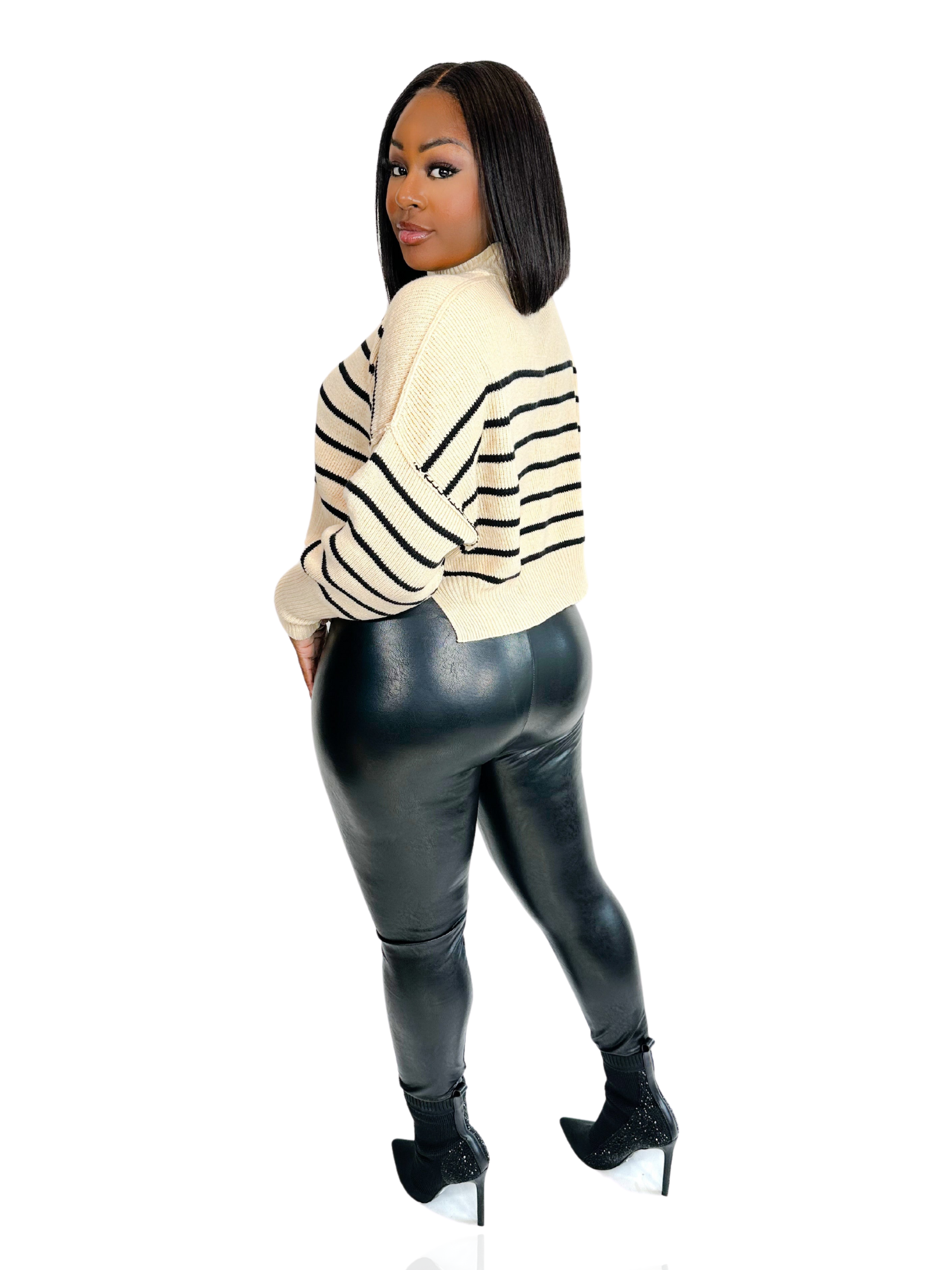 CHIC CONTRAST STRIPED CROP BEIGE SWEATER (FINAL SALE)