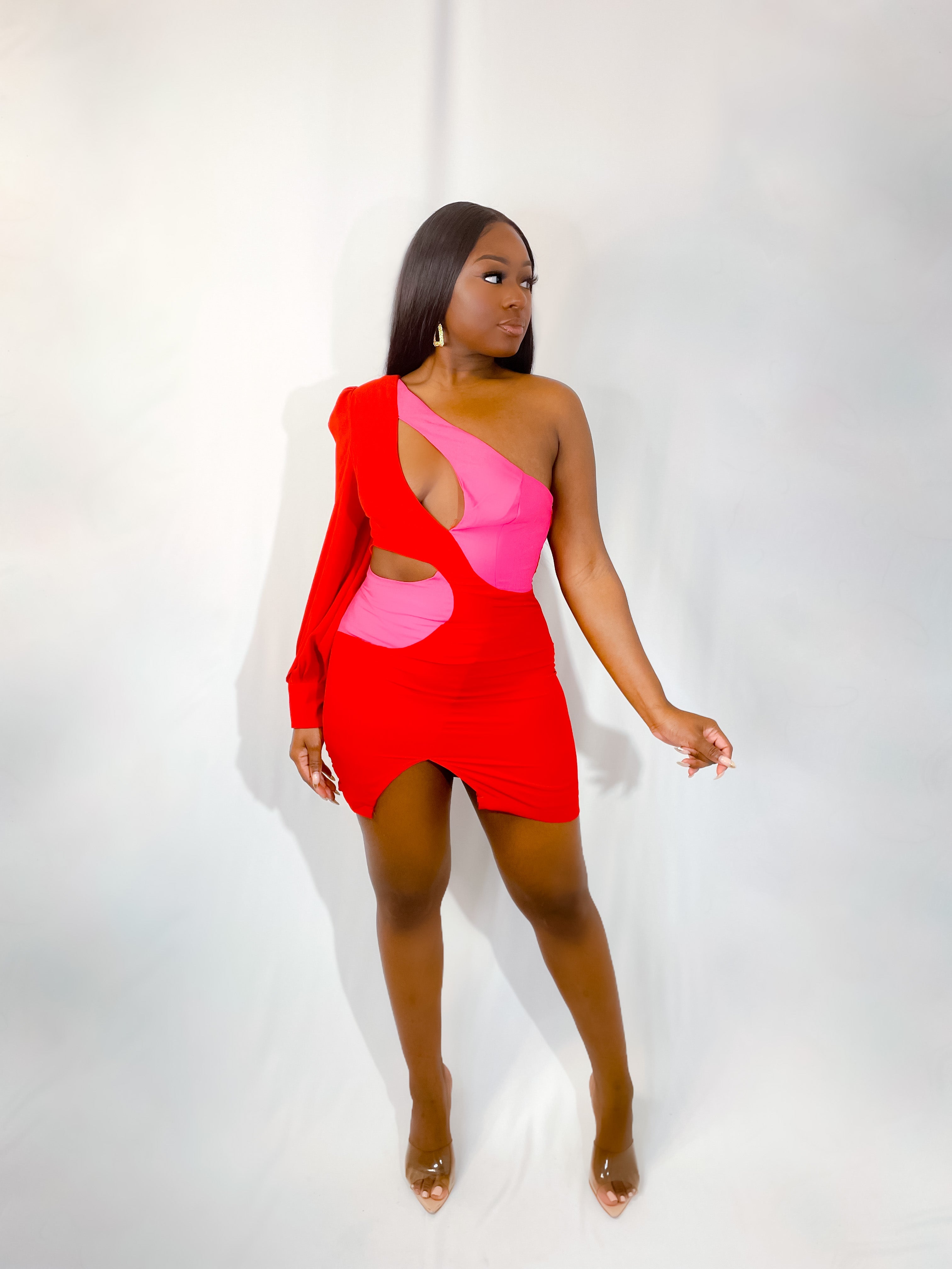 Feel confident, sexy, and bold in this Glamour State of Mind Mini Dress. This one-sided sleeveless mini dress features an open-cut design with a zipper back closure, one side of the dress has a short slit, and the other side is off the shoulder with a zipper on the side for easy access and look. Treat yourself to the perfect look for a date night to a special event.