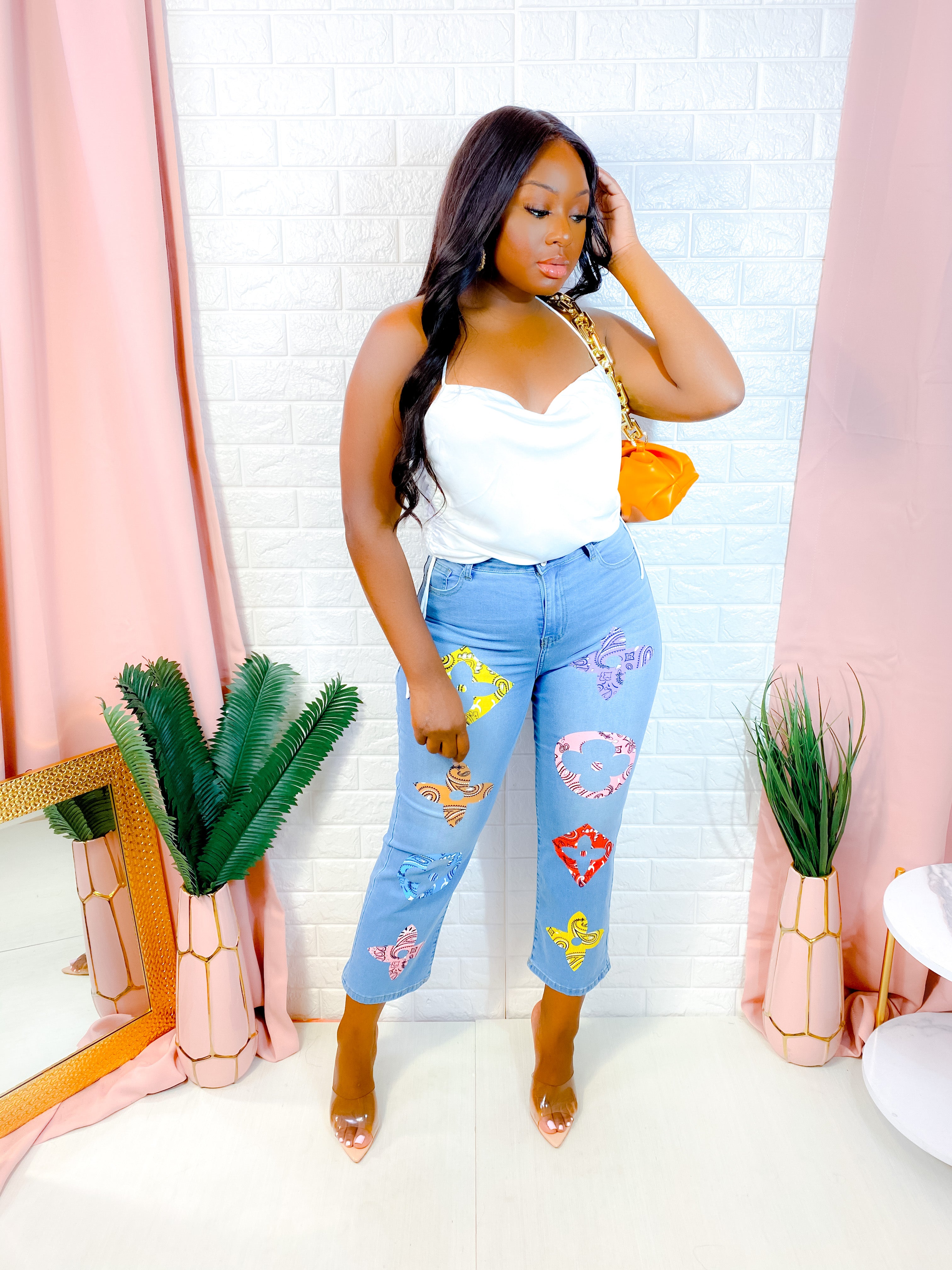 RICH GIRL HIGH RISE CAPRI DENIM.