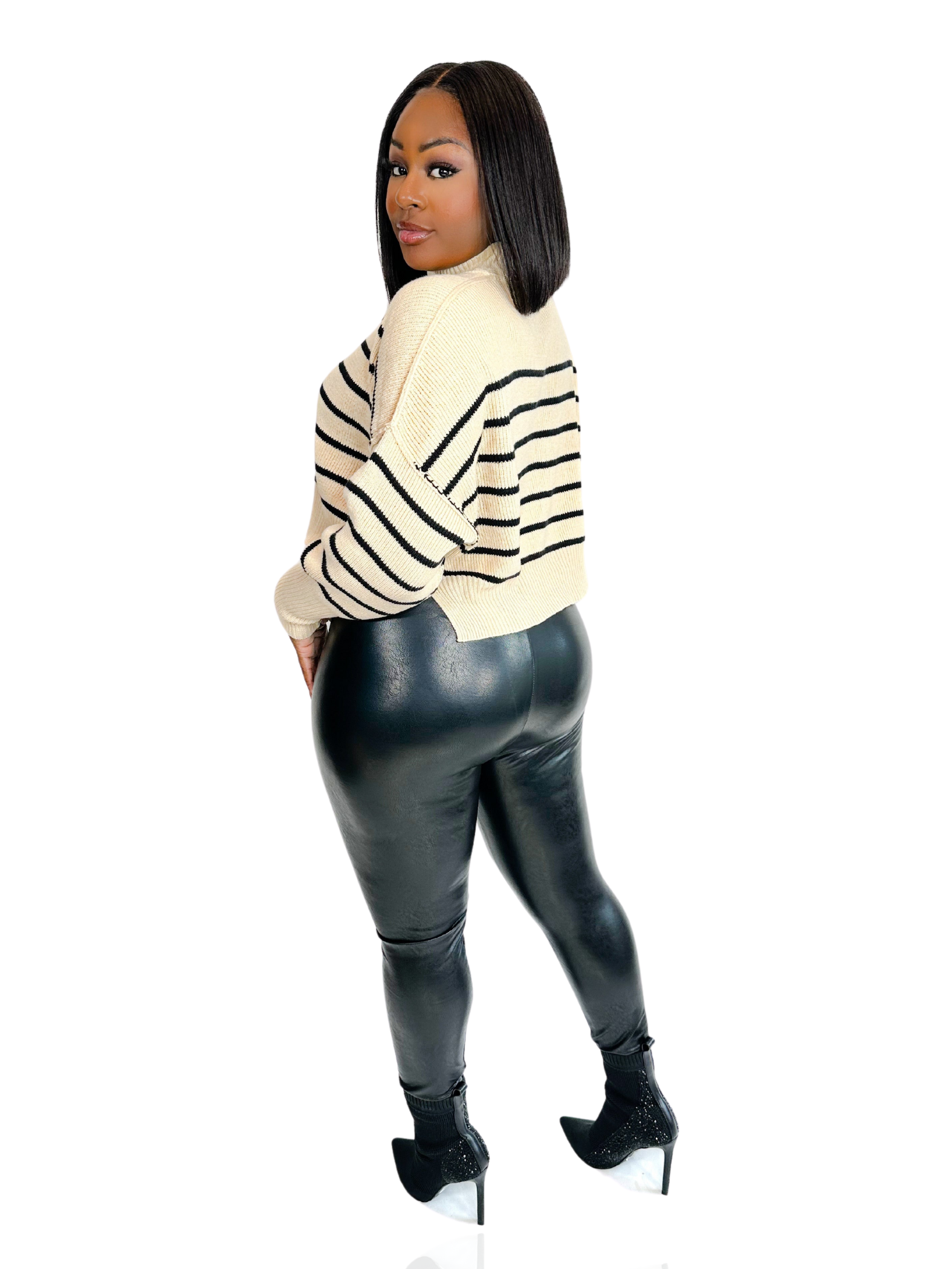 CHIC CONTRAST STRIPED CROP BEIGE SWEATER (FINAL SALE).