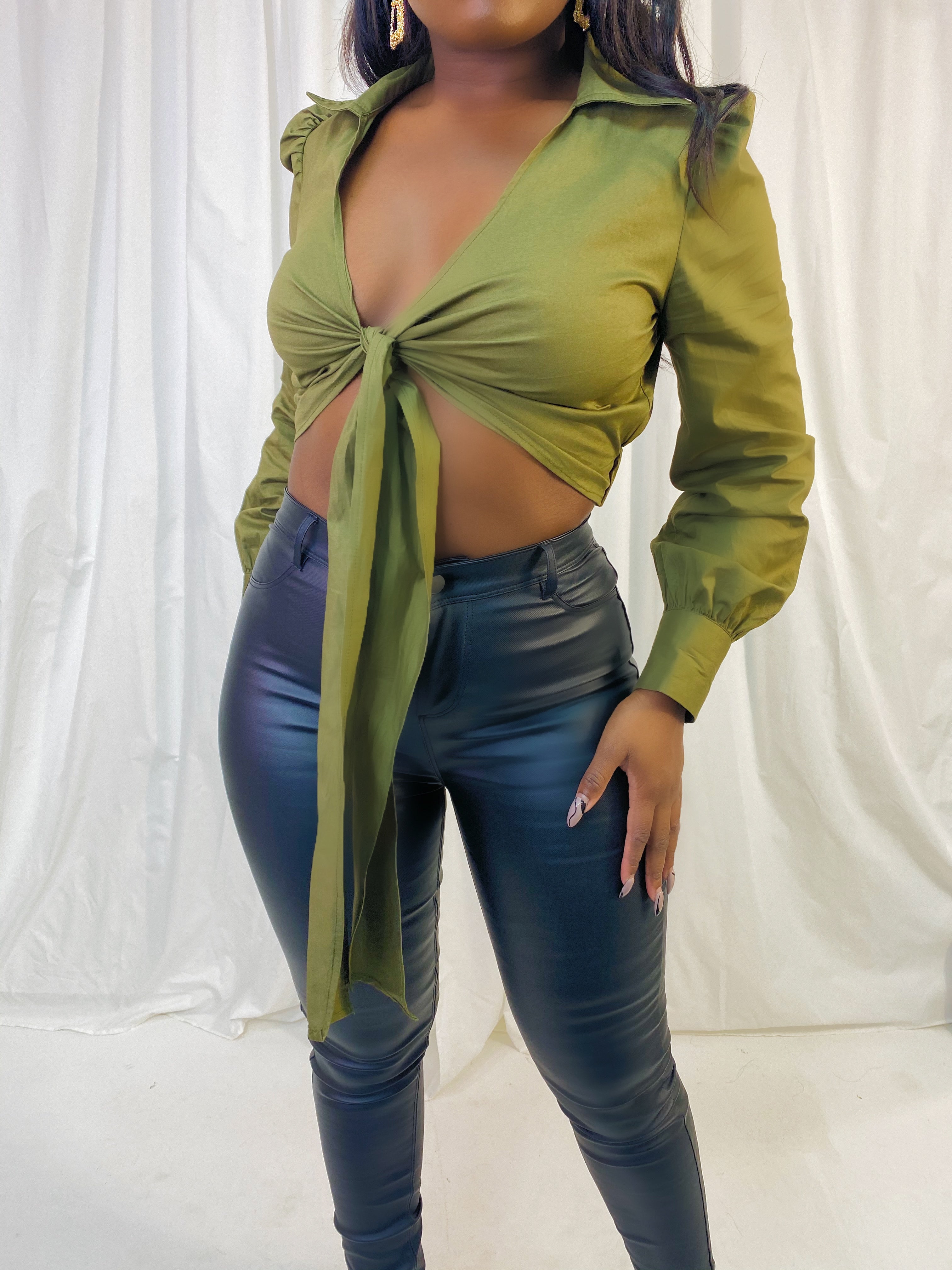 TAKE NOTES POPLIN CROP SHIRT (FINAL SALE).