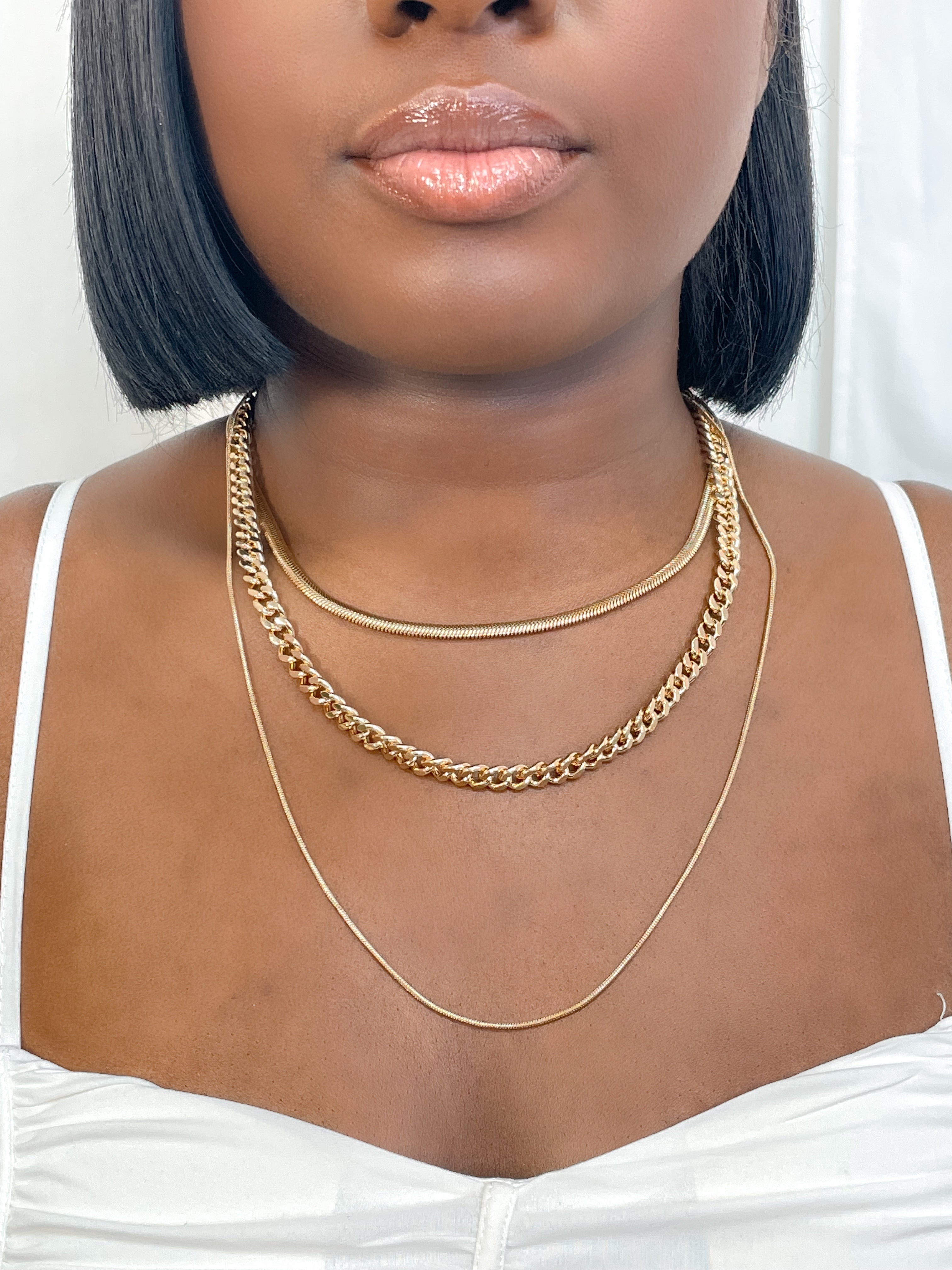 GOLD TRIPLE CHAIN NECKLACE